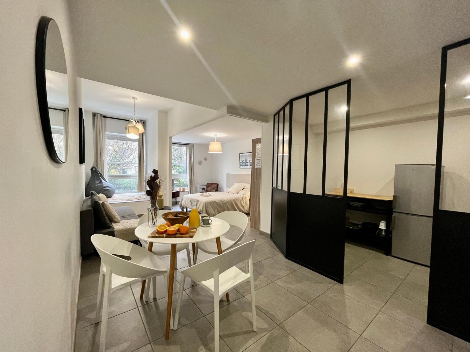 Suite Danbury Lião Exterior foto