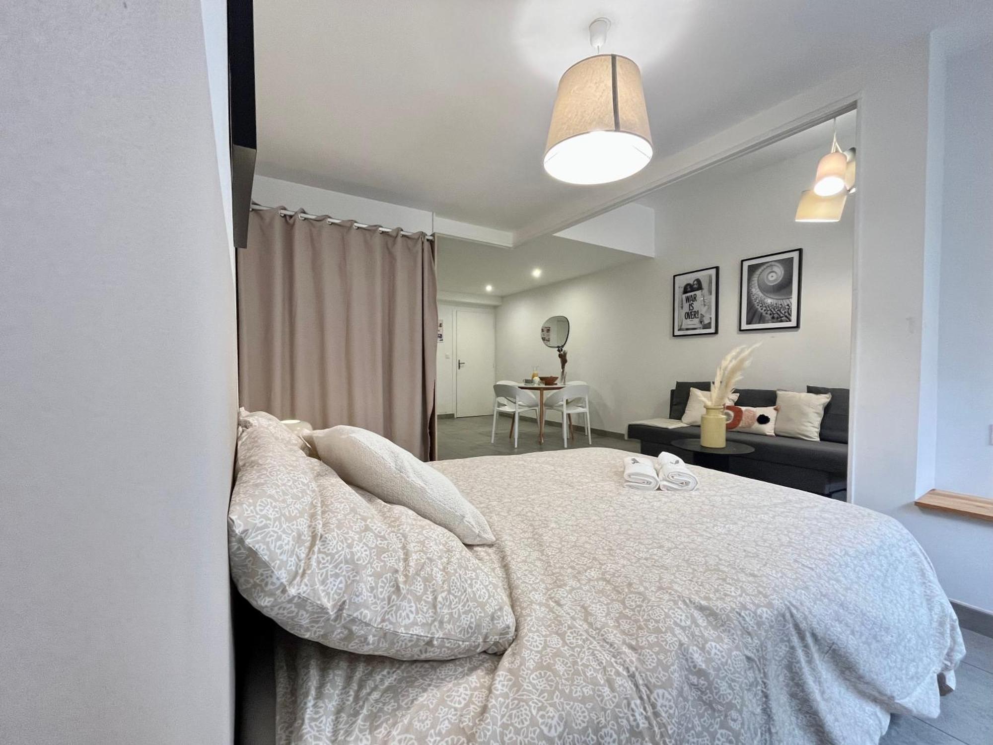 Suite Danbury Lião Exterior foto