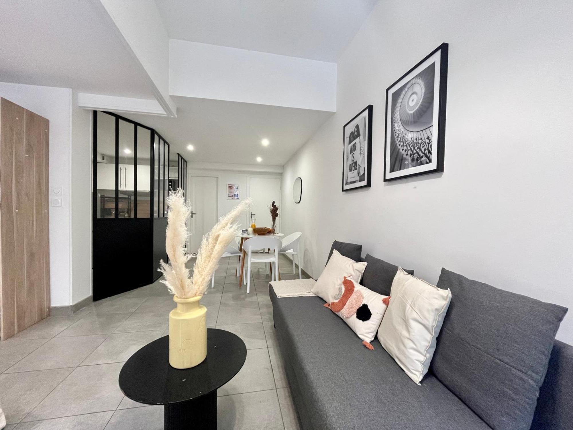 Suite Danbury Lião Exterior foto